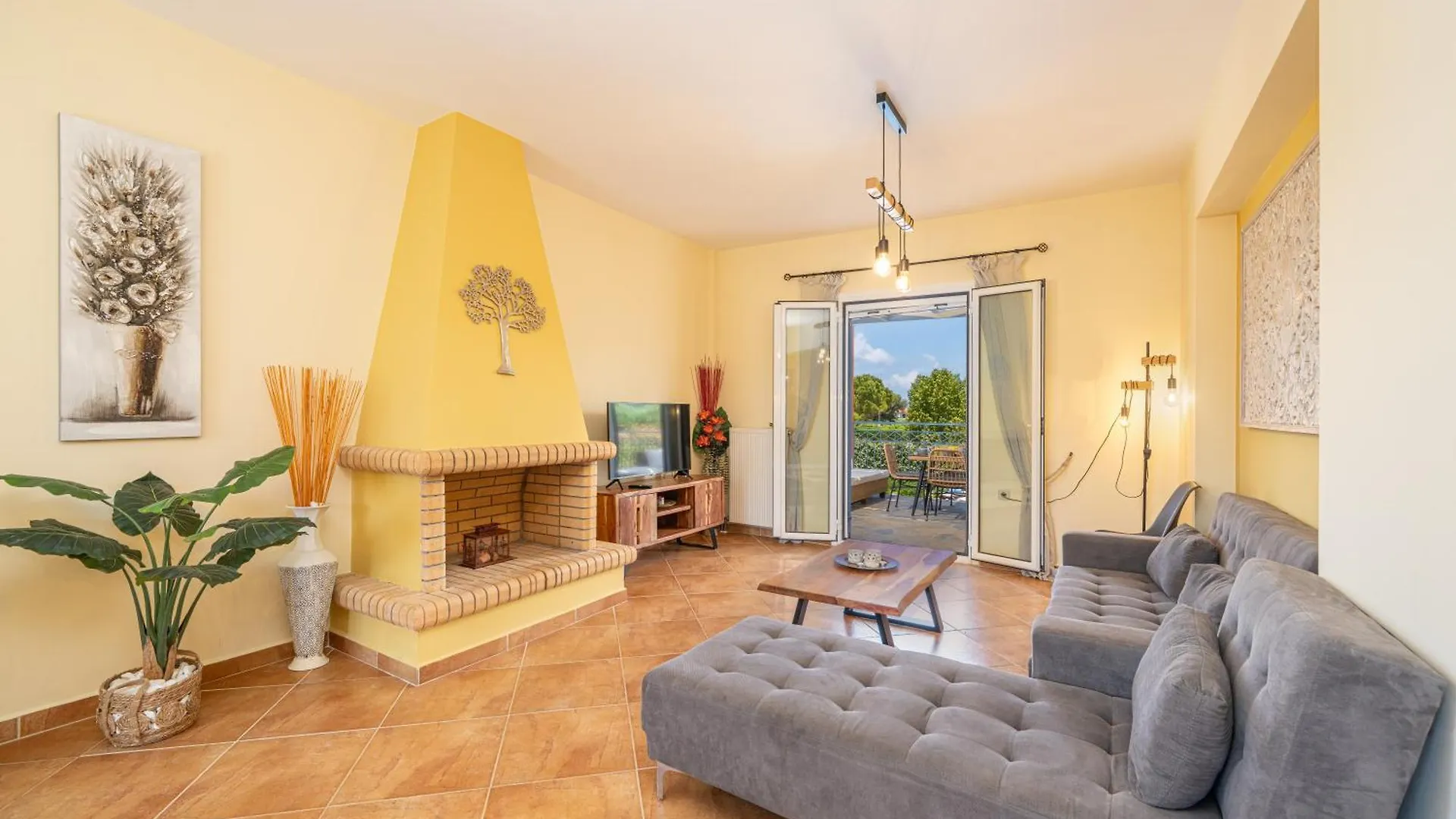 Eglina Villa'S Minia Villa