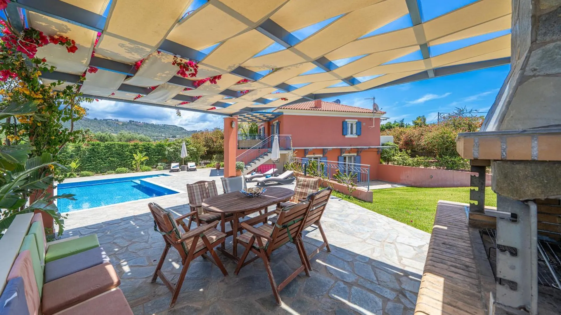 Eglina Villa'S Minia Greece