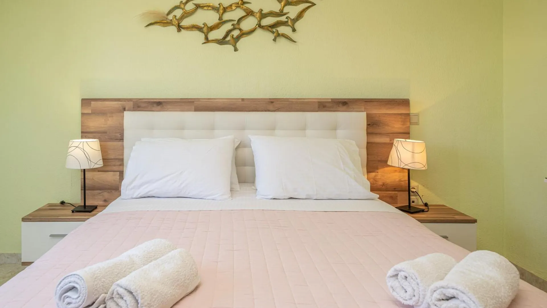 Eglina Villa'S Minia 0*,  Greece