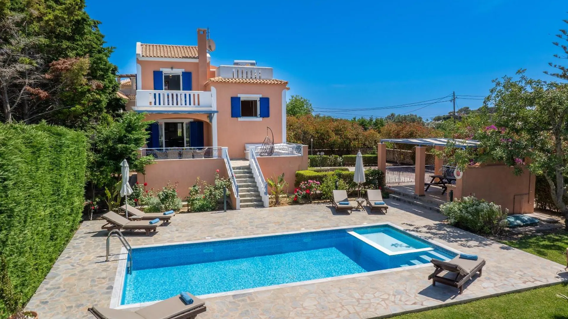 Eglina Villa'S Minia Greece